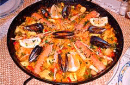 Paella.